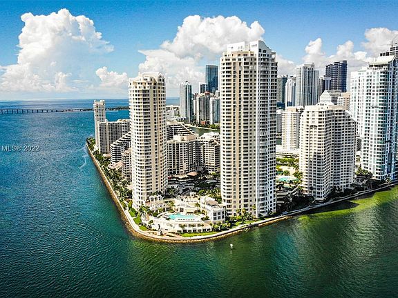 2nd image of 848 Brickell Key Dr APT 3301