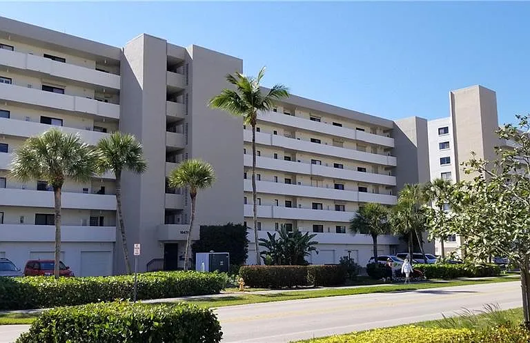 10475 Gulf Shore Dr #165 — Photo 2