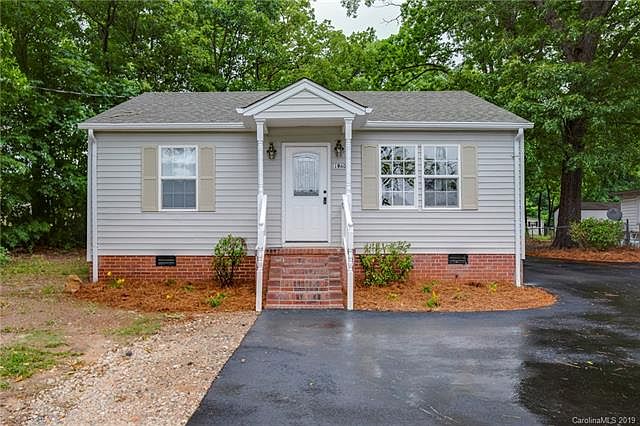 1st image of 1940 Perfection Ave