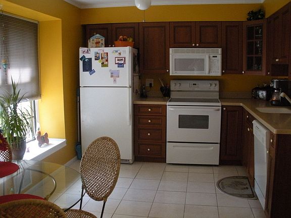 newly updated kitchen and appliances