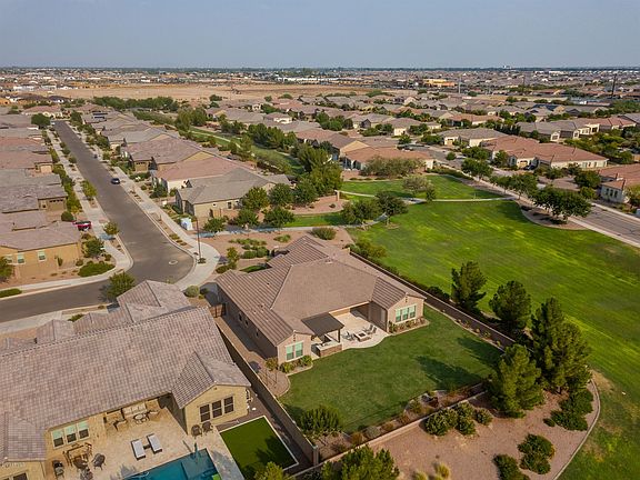 4th image of 21546 S 222nd Pl
