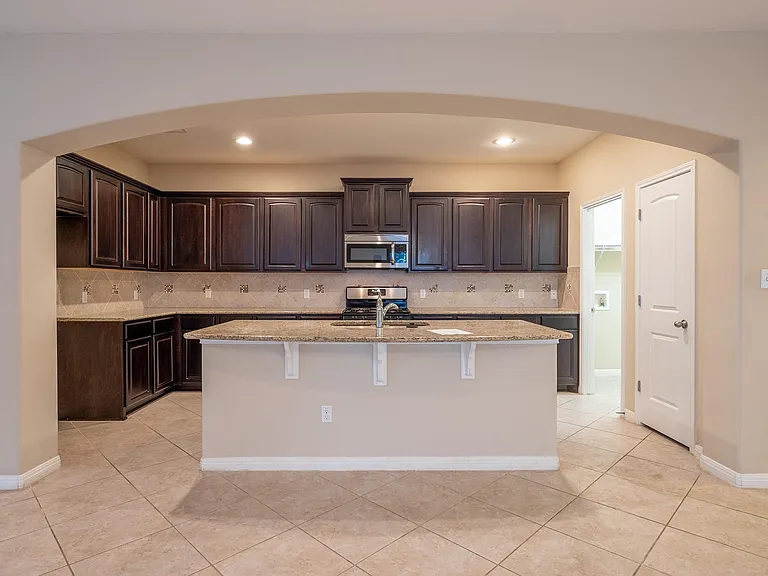 9509 Sydney Marilyn Ln — Photo 14