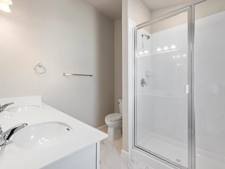 1330 Hoyt St #5 — Photo 18