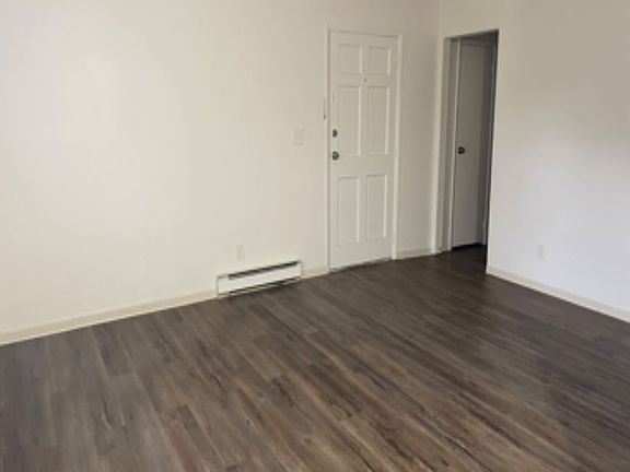 2nd image of 1459 E Market St #B