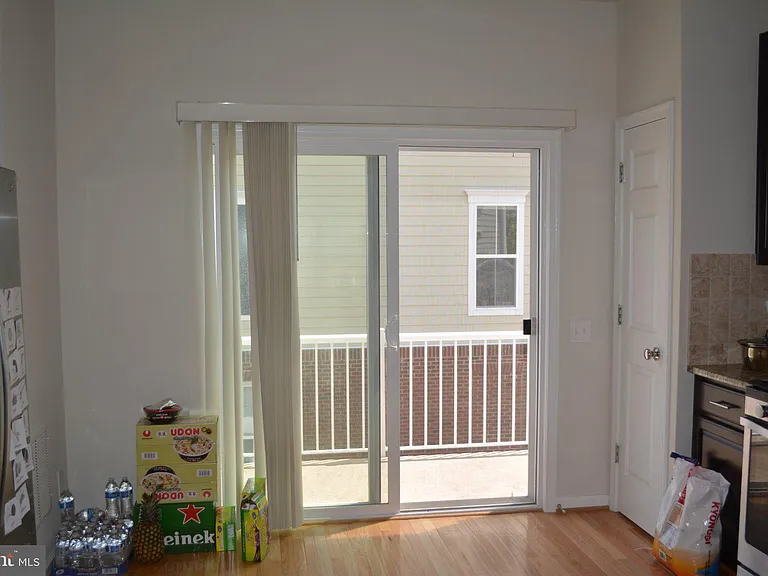 3100 Waterloo Ln — Photo 8