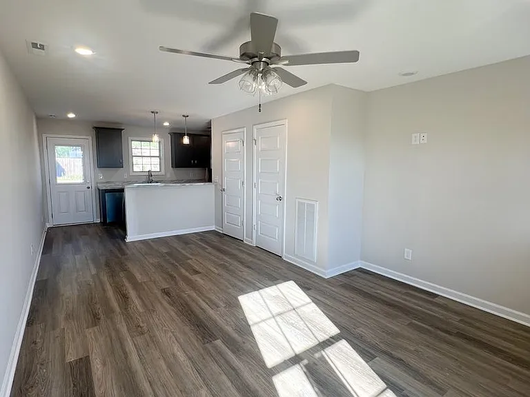 1130 Pembroke Oak Grove Rd — Photo 28