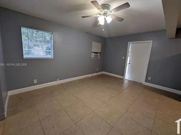 5820 NW 14th Ct, Sunrise, FL 33313