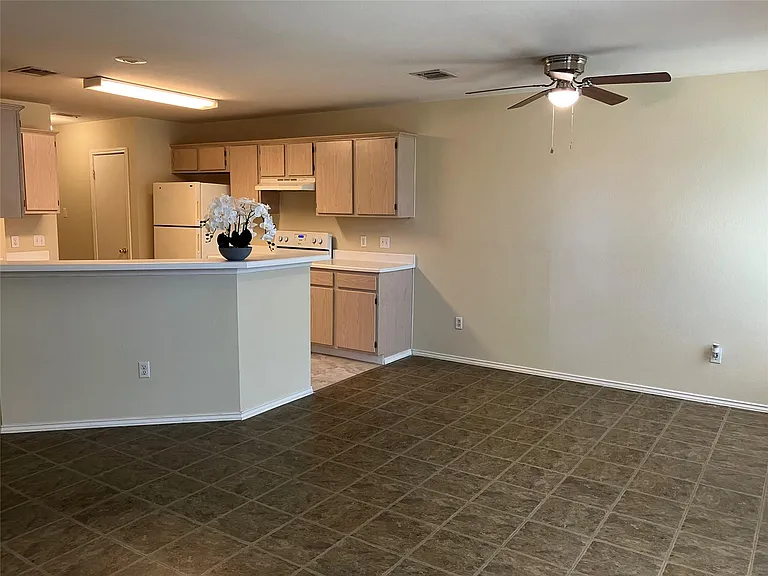 9629 Sugar Hill Dr #B — Photo 7