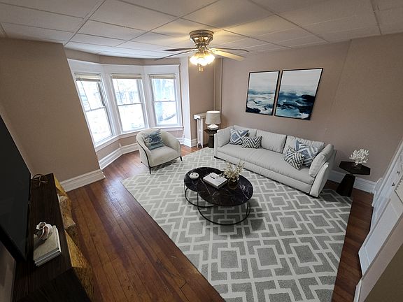 3rd image of 752 N 11th St Floor 2