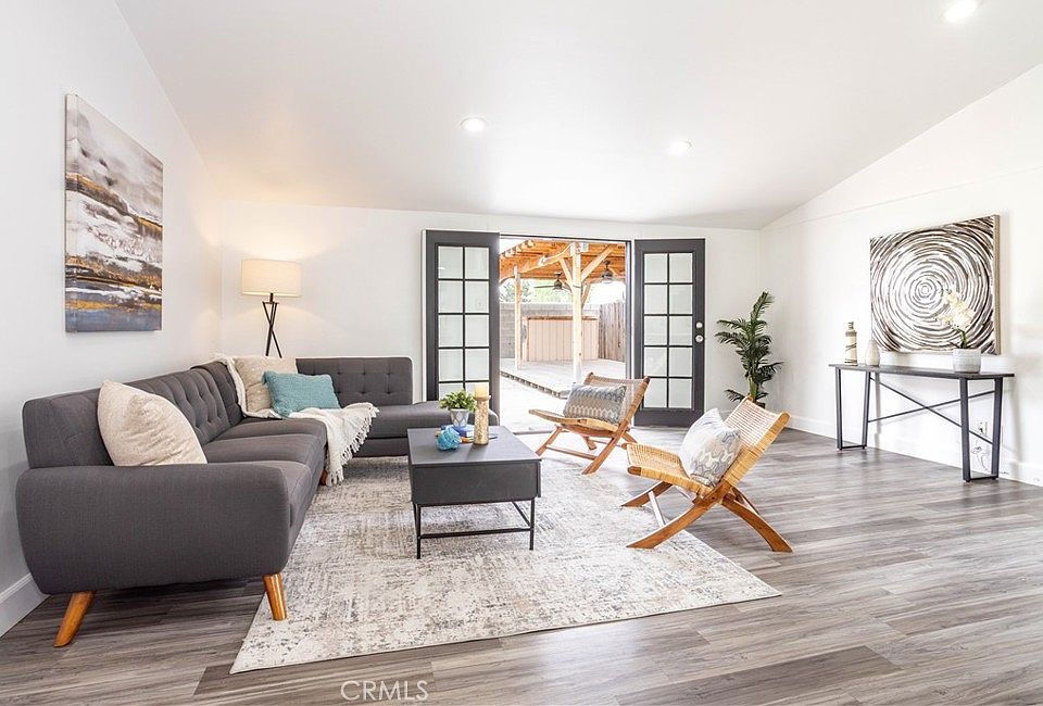 14440 Lyle St, Sylmar, CA 91342 | Zillow