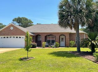 1914 Eagle Ln, Navarre, FL 32566