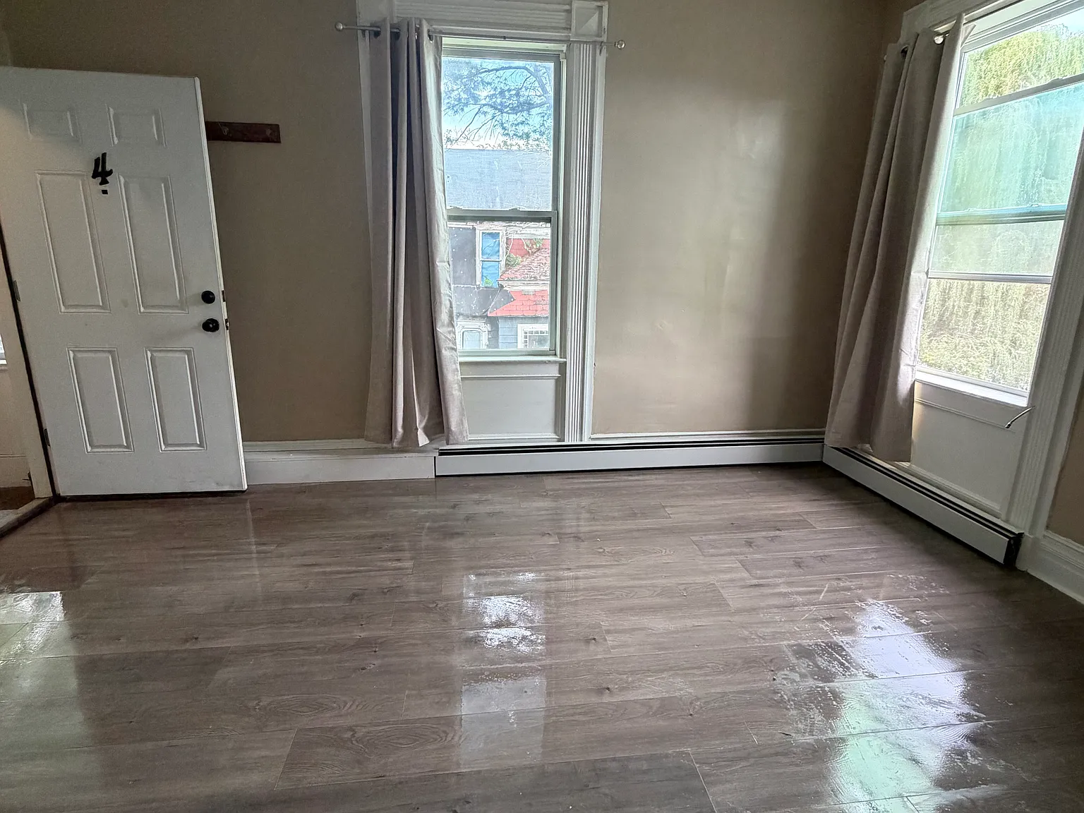 1 bed, $1,090 — Photo 4