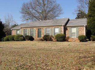 260 E Broad St, Winder, GA 30680