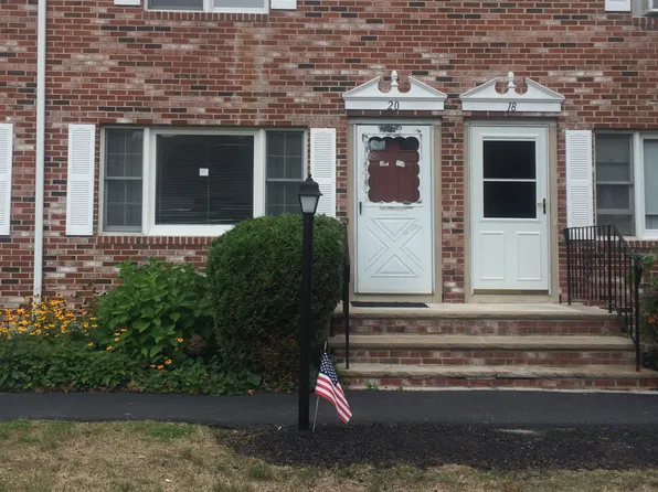20 Douglas Dr, East Bridgewater, MA 02333