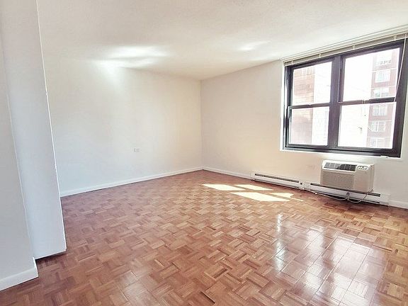 3rd image of 1763 2nd Ave APT 13H