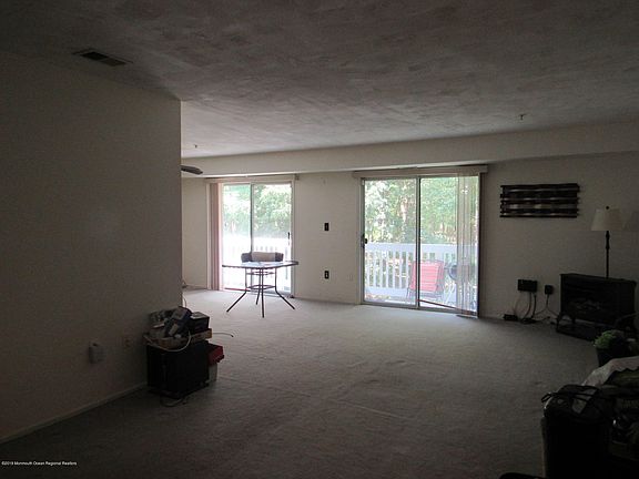 3rd image of 1511 Arthur St