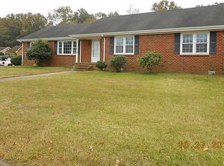 5301 Fairhill Ct, Virginia Beach, VA 23464