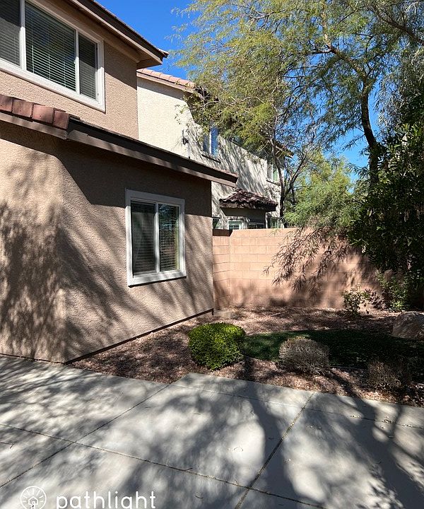 1st image of 10128 Arch Bluff St