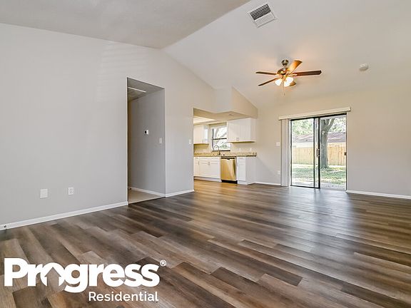 3rd image of 629 Limber Ln
