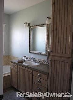 Walk out basement, backyard