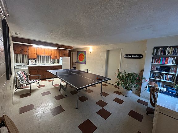 Downstairs kitchen