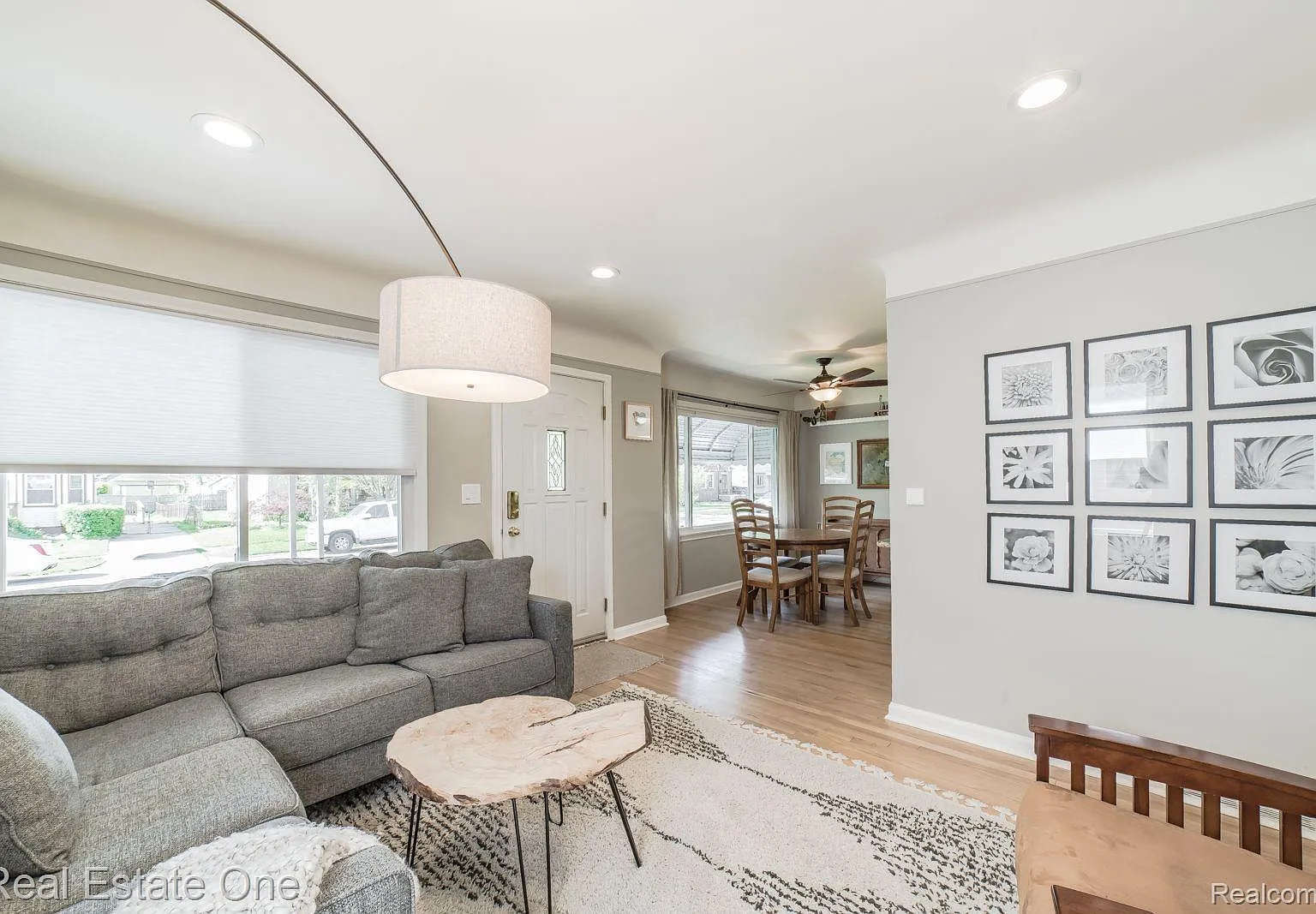 3 bed, 1244 sqft, $3,000 — Photo 4