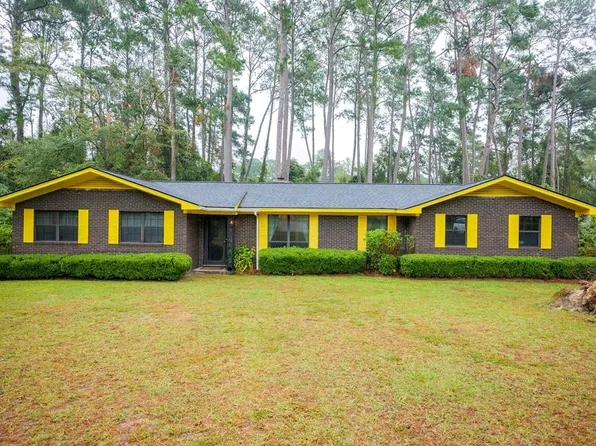 2103 S Sherwood Dr, Valdosta, GA 31602