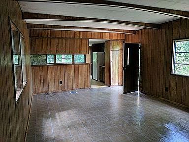 2nd image of 2224 Turnberry Rd Lot 4