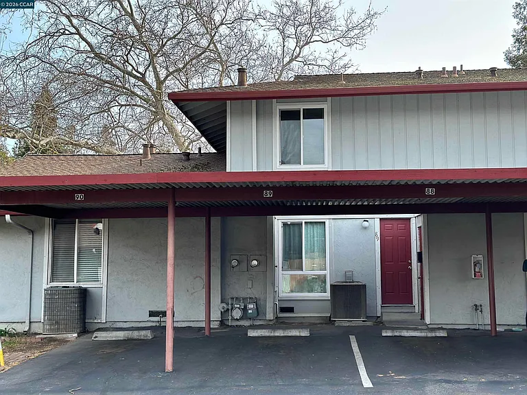 89 Villa Cir — Photo 1