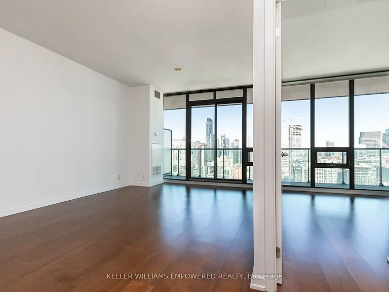 33 Lombard St #3603 — Photo 19