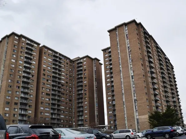 1836 Metzerott Rd APT 2020, Hyattsville, MD 20783