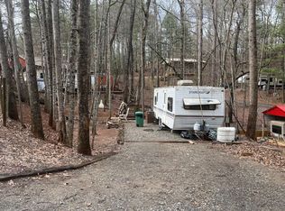 322 14th St, Ellijay, GA 30540