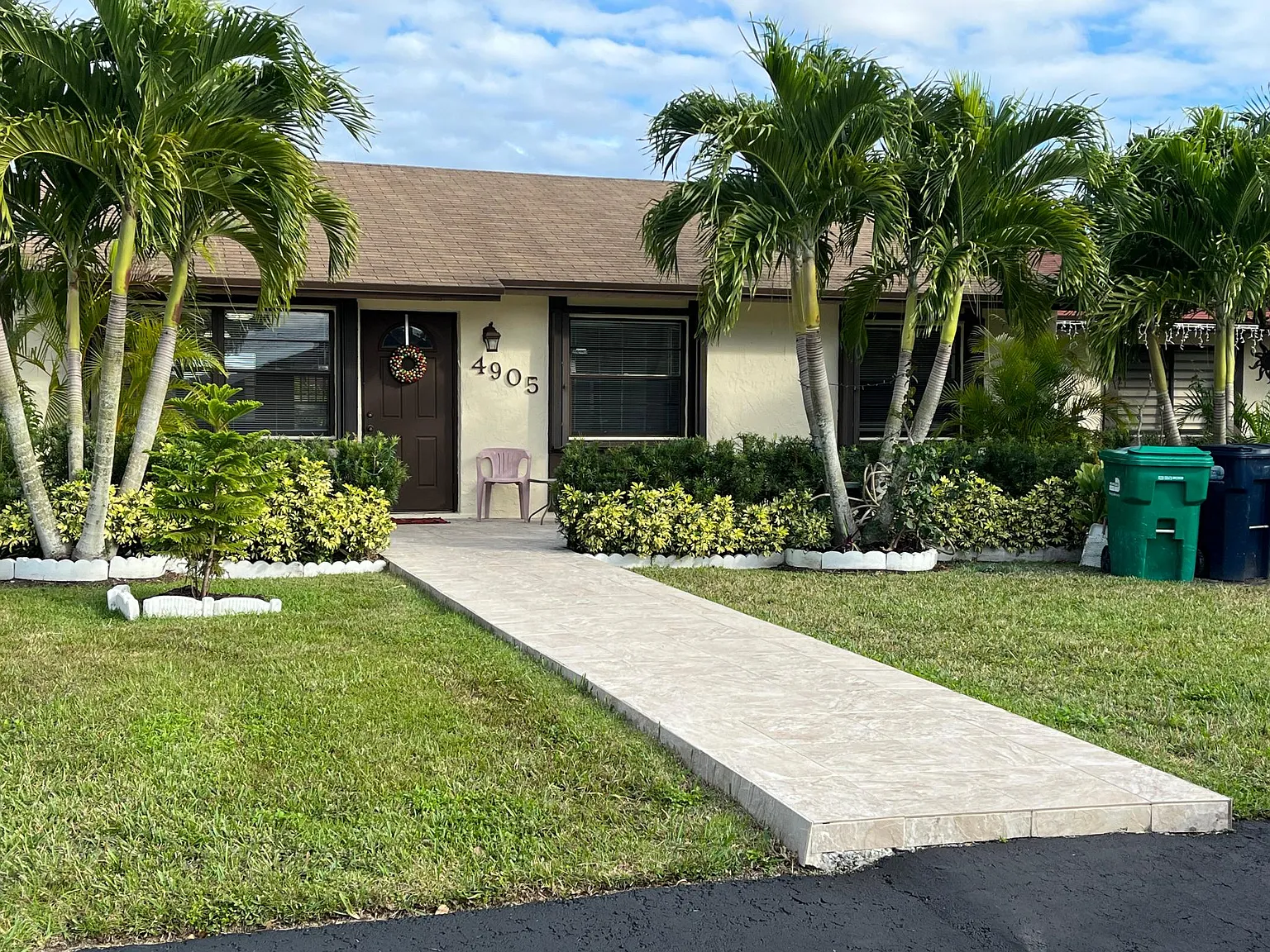 3 bed, 1476 sqft, $3,200 — Photo 1