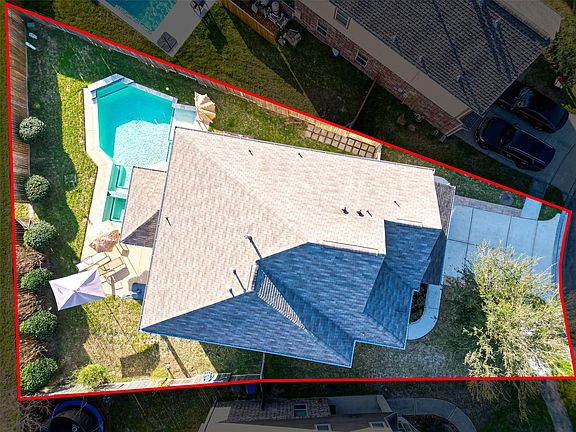 3rd image of 2672 Magnolia Fair Way