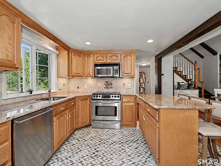 59 Creeping Hemlock Dr — Photo 7