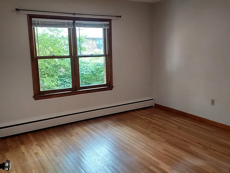 70 Elm St — Photo 3