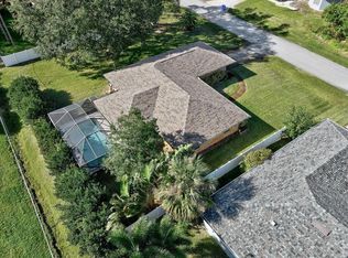 871 Salem Ave, Sebastian, FL 32958