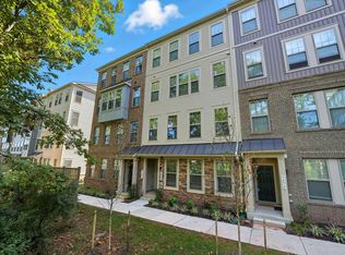 709 Thomas Ln #B, Manassas Park, VA 20111