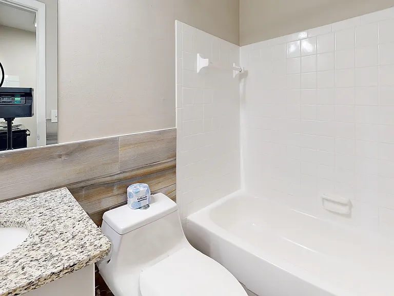 Waterside-village-Bathroom