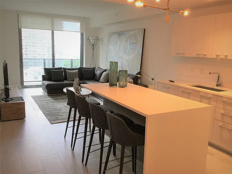 55 SW 9th St #1905 — Photo 9