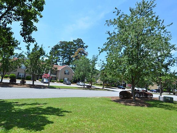 3rd image of 3001 Mulberry Lane #B