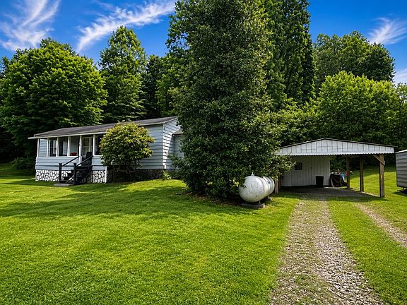 2nd image of 130 Hot Coal Rd