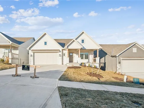 2156 Black Walnut Dr, Liberty, MO 66085