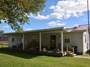 29 Parkway Dr, Jane Lew, WV 26378