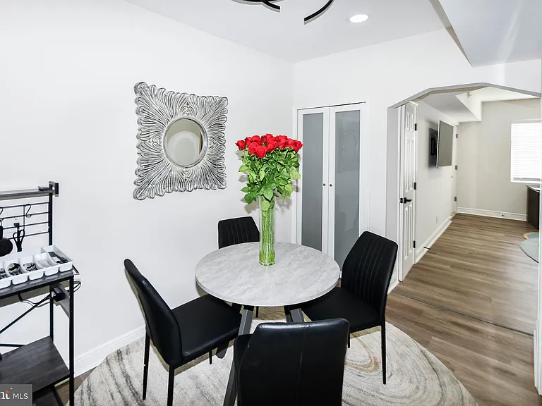 554 Newcomb St SE #4 — Photo 9