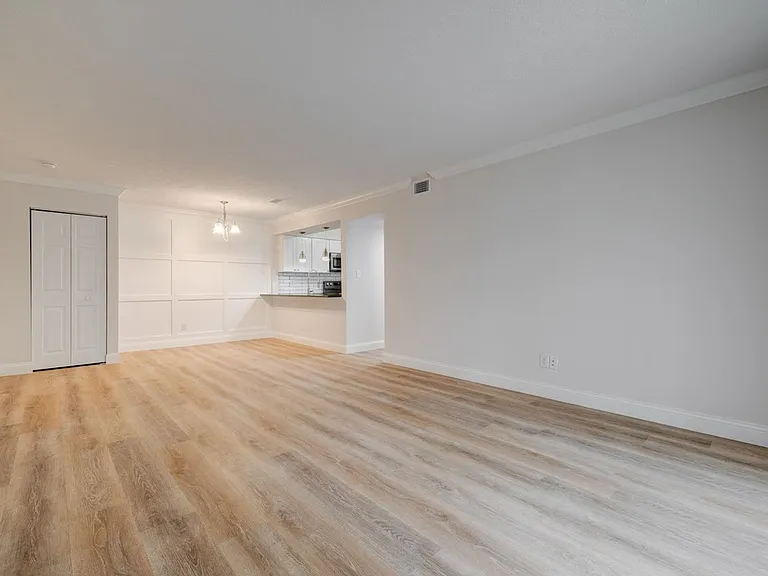 5562 E Virginia St — Photo 22