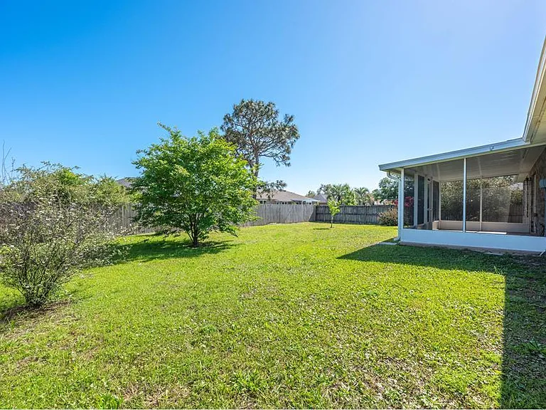 743 Marlinspike Dr — Photo 25