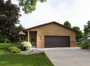 2319 26 1/2 Ct S, Fargo, ND 58103