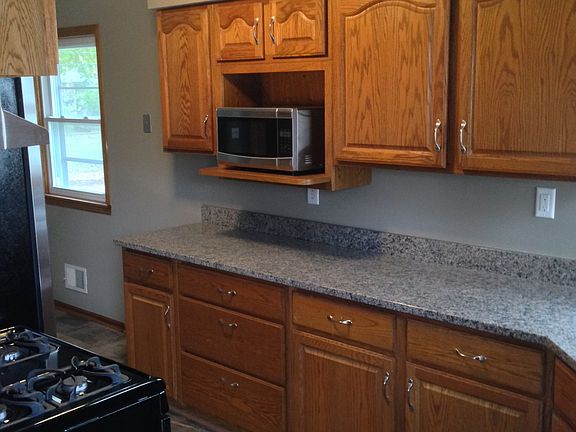 4th image of 1312 Riverlane Dr