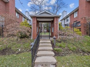 433 Clara Ave APT 8, Saint Louis, MO 63112